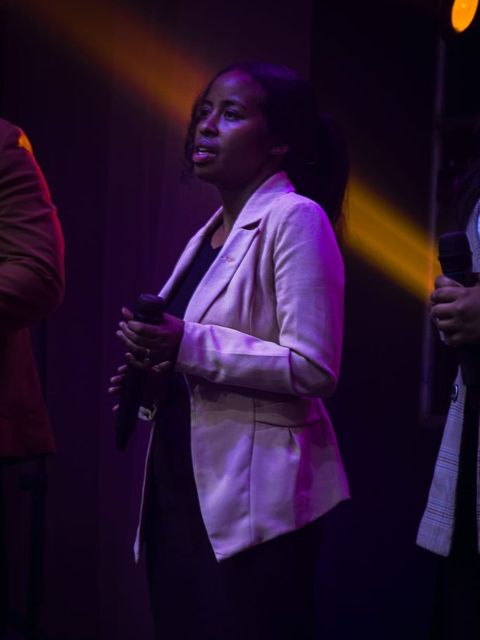 Chanteuse lead de Blessing Revival